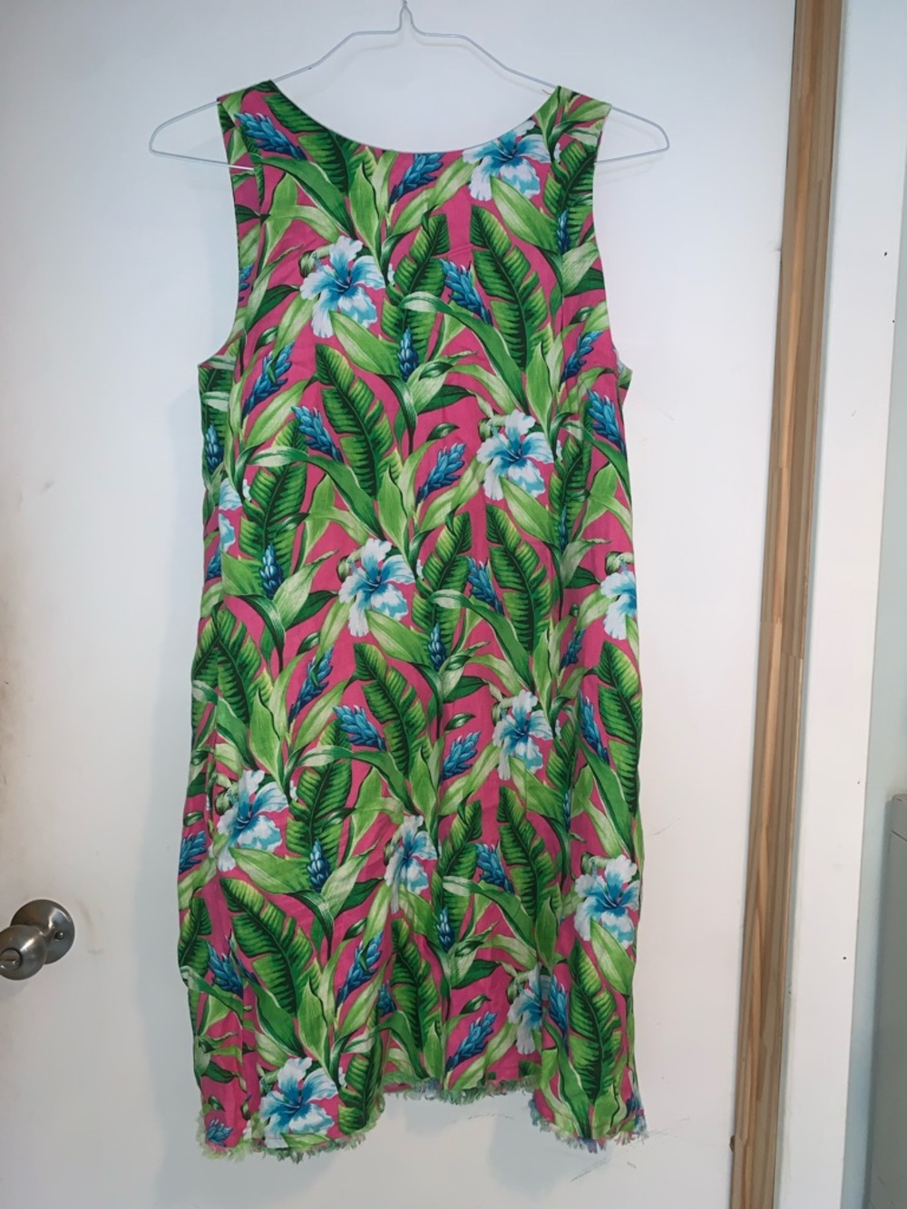 Tommy Bahama Two Palms Pure Linen Dress size Medium